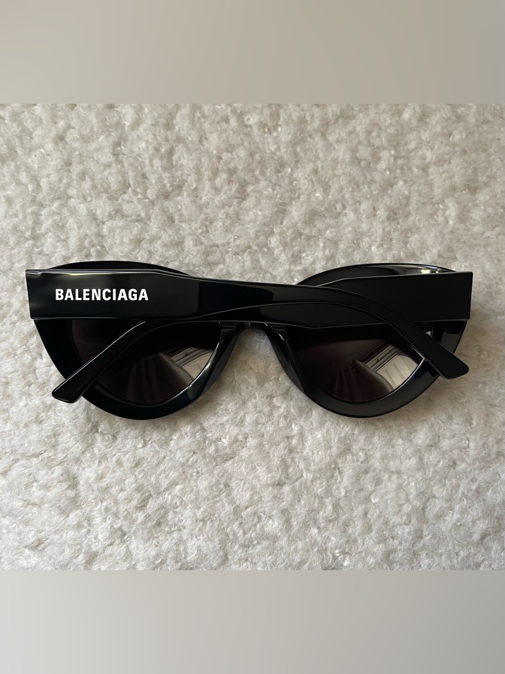 Balenciaga Cat eye Sunglasses - Picture 2 of 5